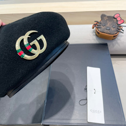 BERET HAT IN BLACK WOOL 406886