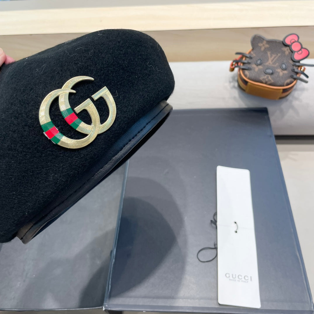 BERET HAT IN BLACK WOOL 406886