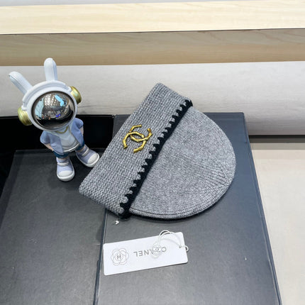 BEANIE HAT IN COAL GRAY WOOL 419780