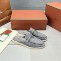 LP SUMMER CHARMS WALK MULES IN GREY SUEDE