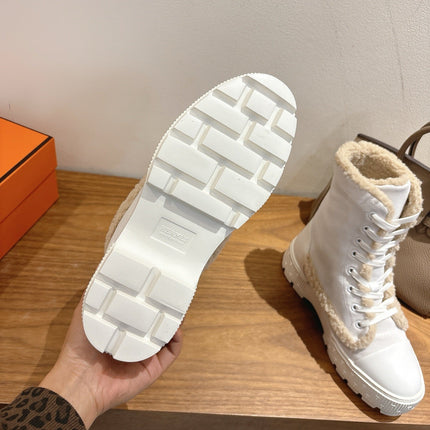 HM 26S SHEARLING LACE-UP BOOTS IN WHITE CALFSKIN AND SUEDE