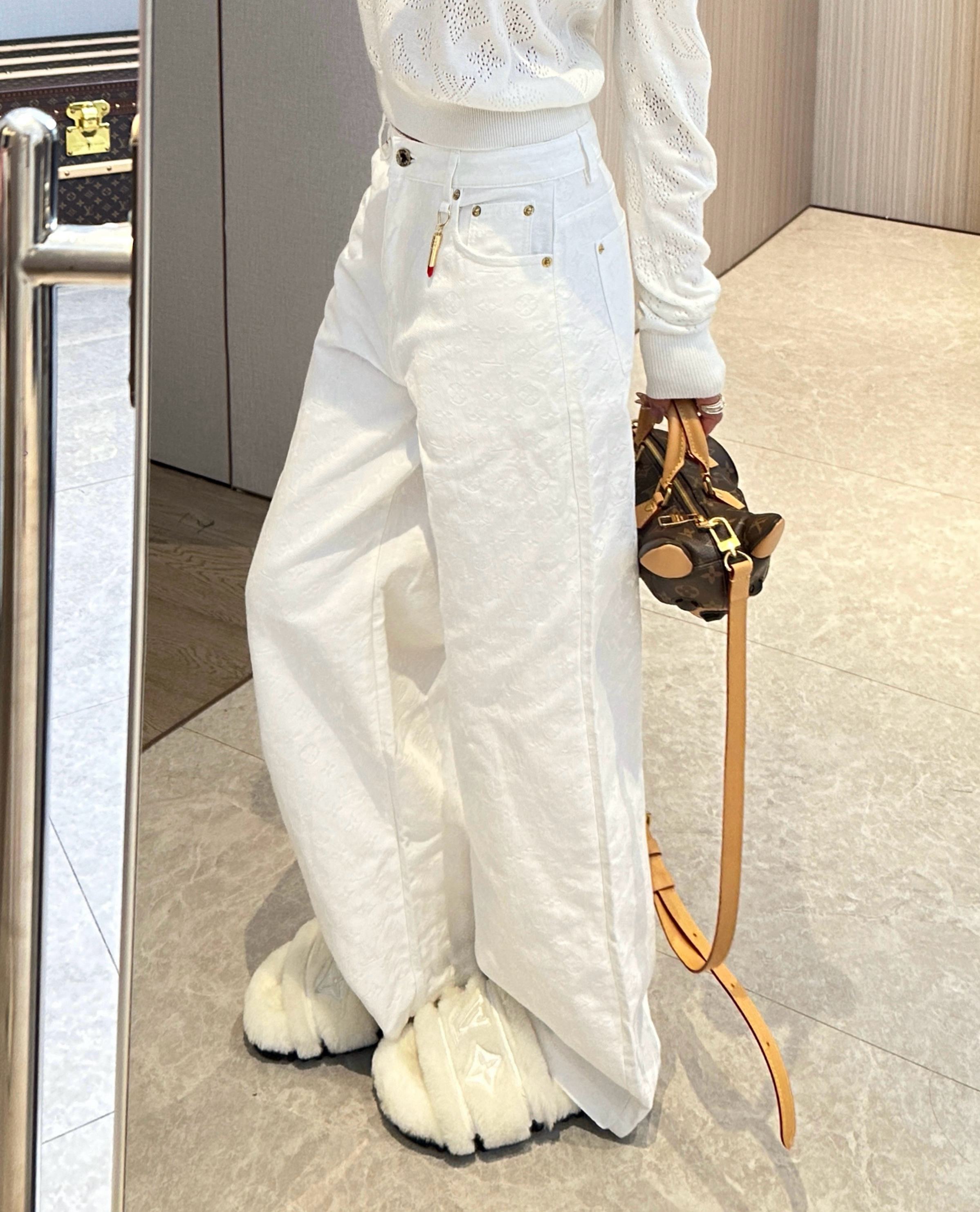 LV 25S JEANS 0096