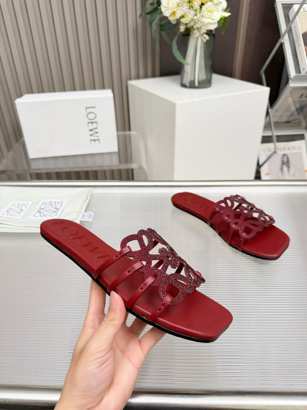 LOEWE 26S FLAT SANDALS IN DARK RED CALFSKIN WITH CRYSTALS