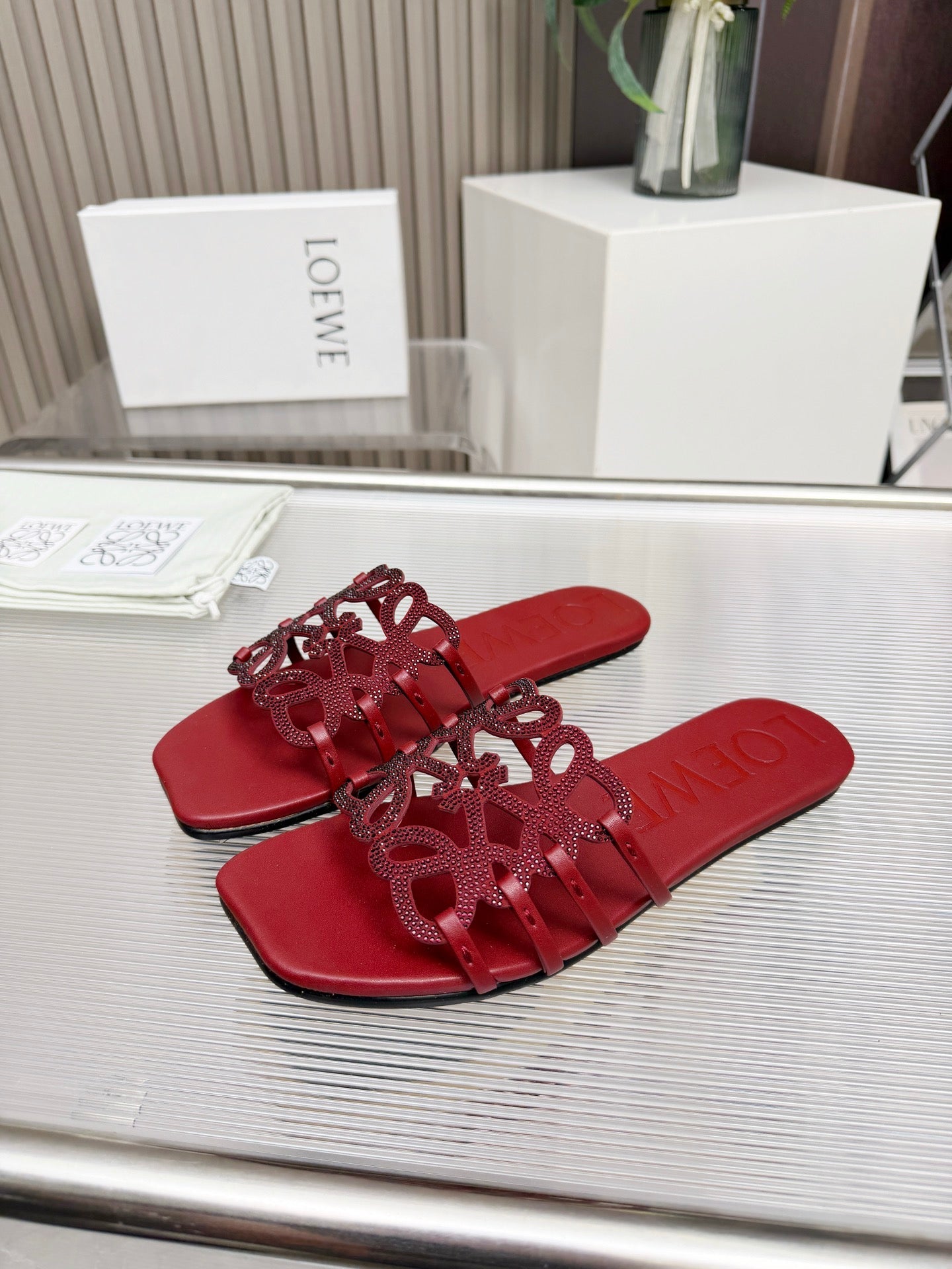 LOEWE 26S FLAT SANDALS IN DARK RED CALFSKIN WITH CRYSTALS