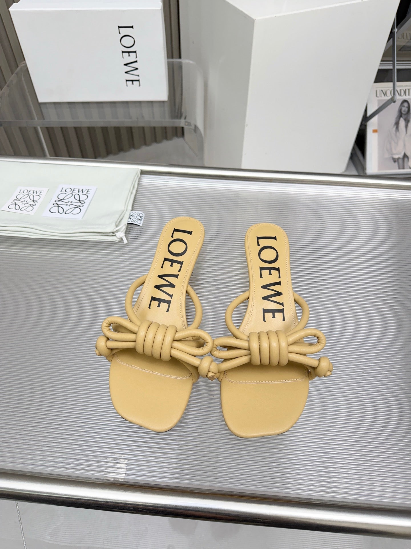 LOEWE 26S KITTEN HEEL KNOT SANDALS 45MM IN WARM BEIGE CALFSKIN