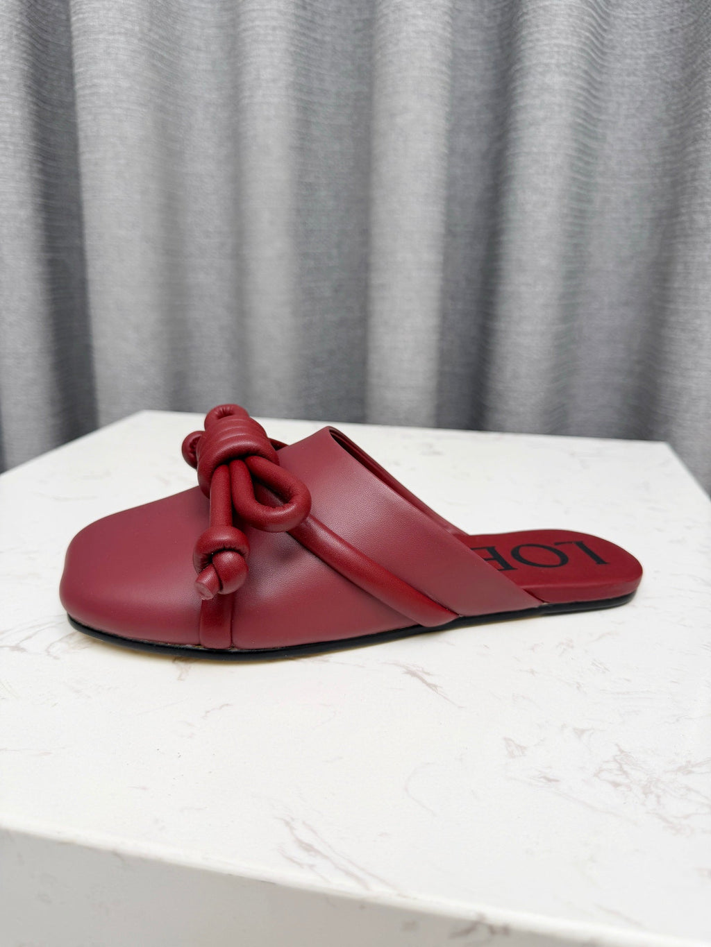LOEWE 26S MULE LOAFERS IN BURGUNDY RED CALFSKIN KNOT DETAIL