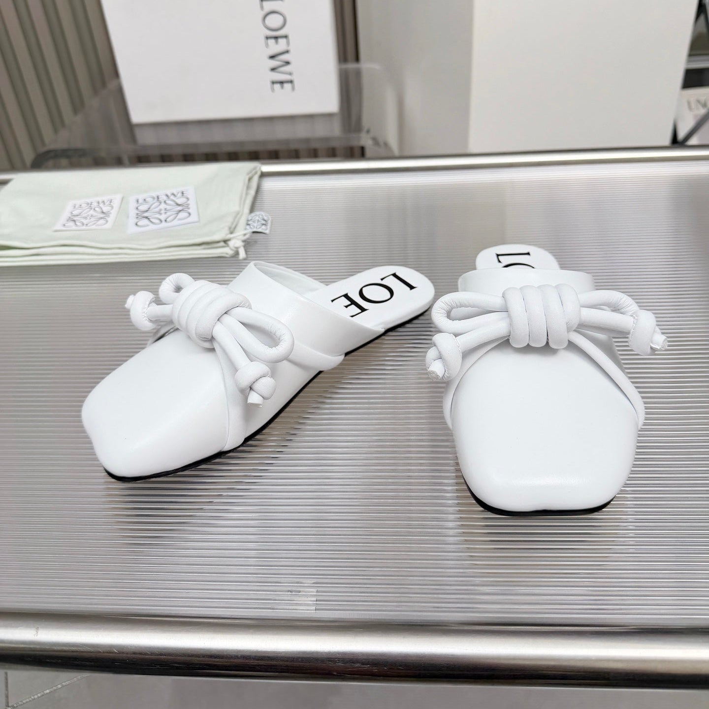 LOEWE 26S MULE LOAFERS IN WHITE CALFSKIN KNOT DETAIL