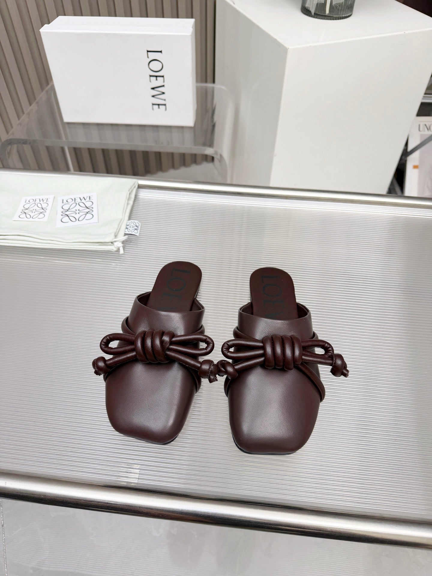 LOEWE 26S MULE LOAFERS IN DARK BROWN CALFSKIN KNOT DETAIL