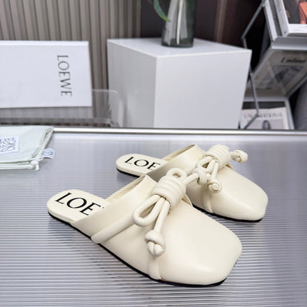 LOEWE 26S MULE LOAFERS IN IVORY WHITE CALFSKIN KNOT DETAIL