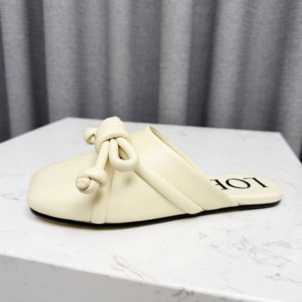LOEWE 26S MULE LOAFERS IN IVORY WHITE CALFSKIN KNOT DETAIL