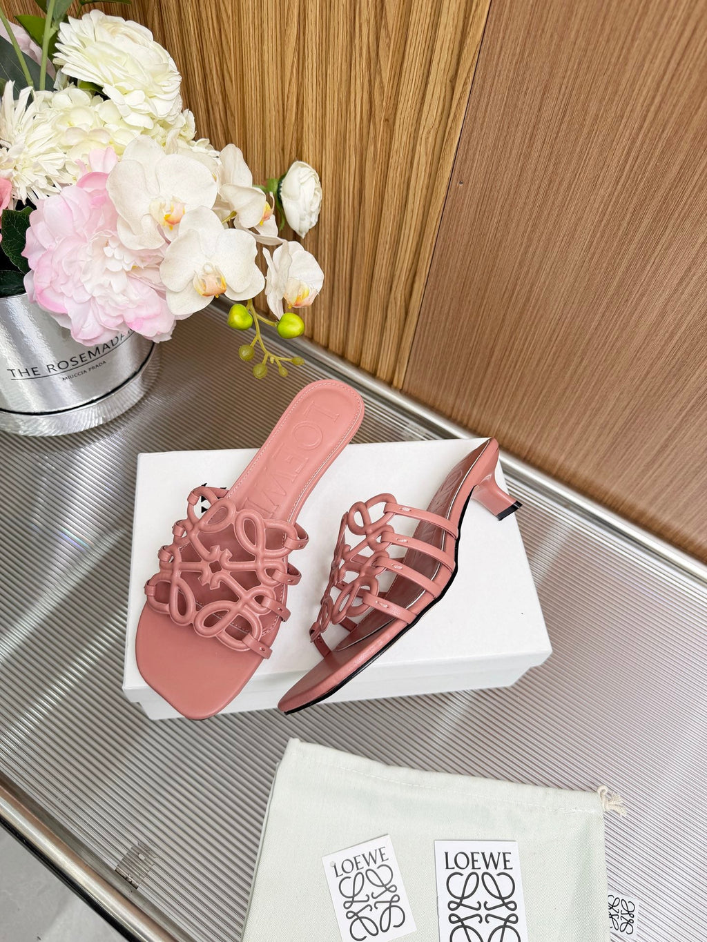 LOEWE 26S PETAL ANAGRAM KITTEN HEEL SANDALS 45MM IN PINK SOFT CALFSKIN