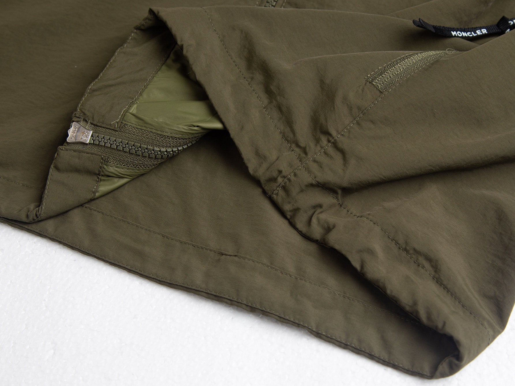 MONCLER 26S JACKET 500