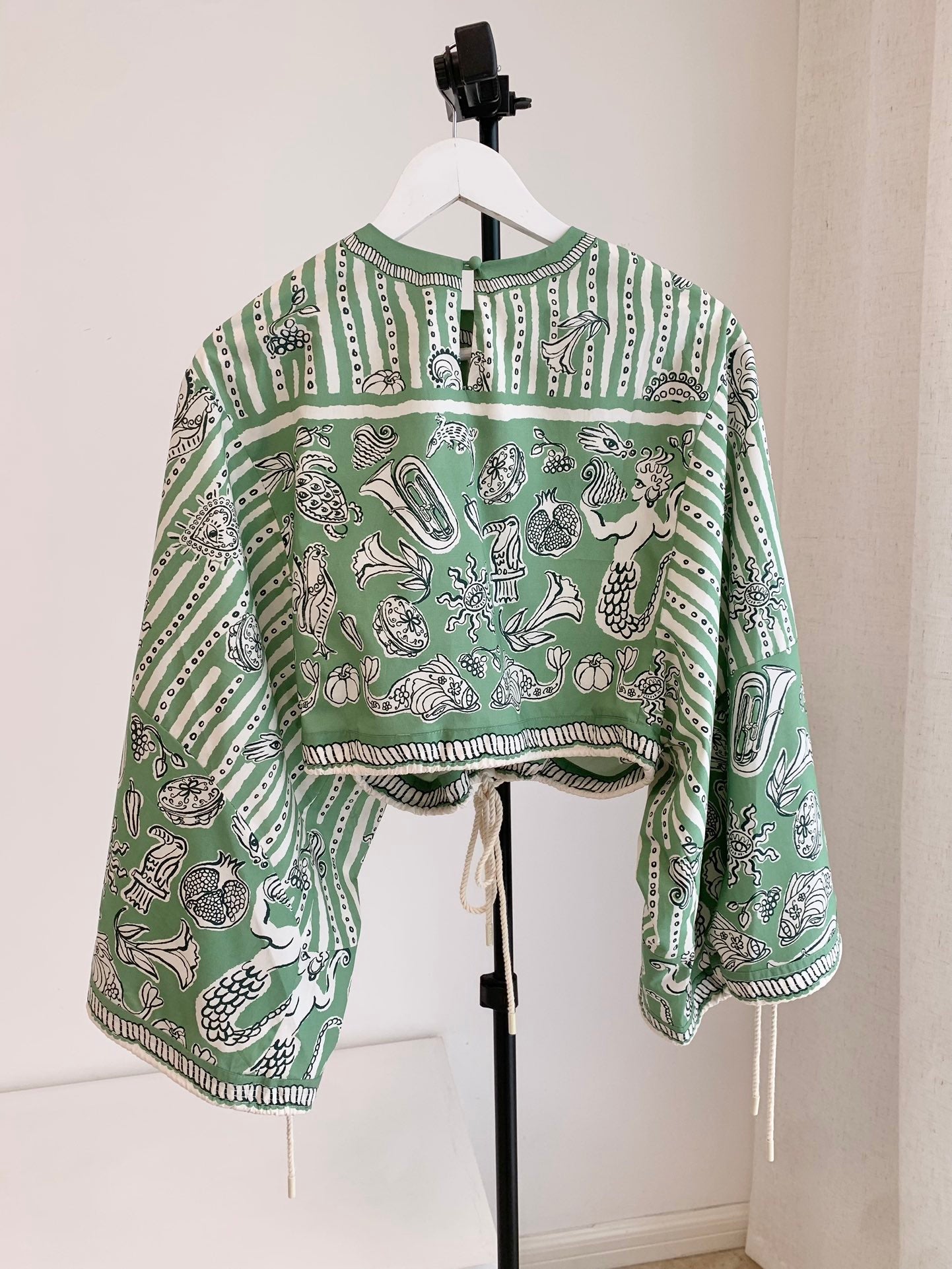 ALEMAIS PRINTED TOP IN GREEN MIX WHITE 267466