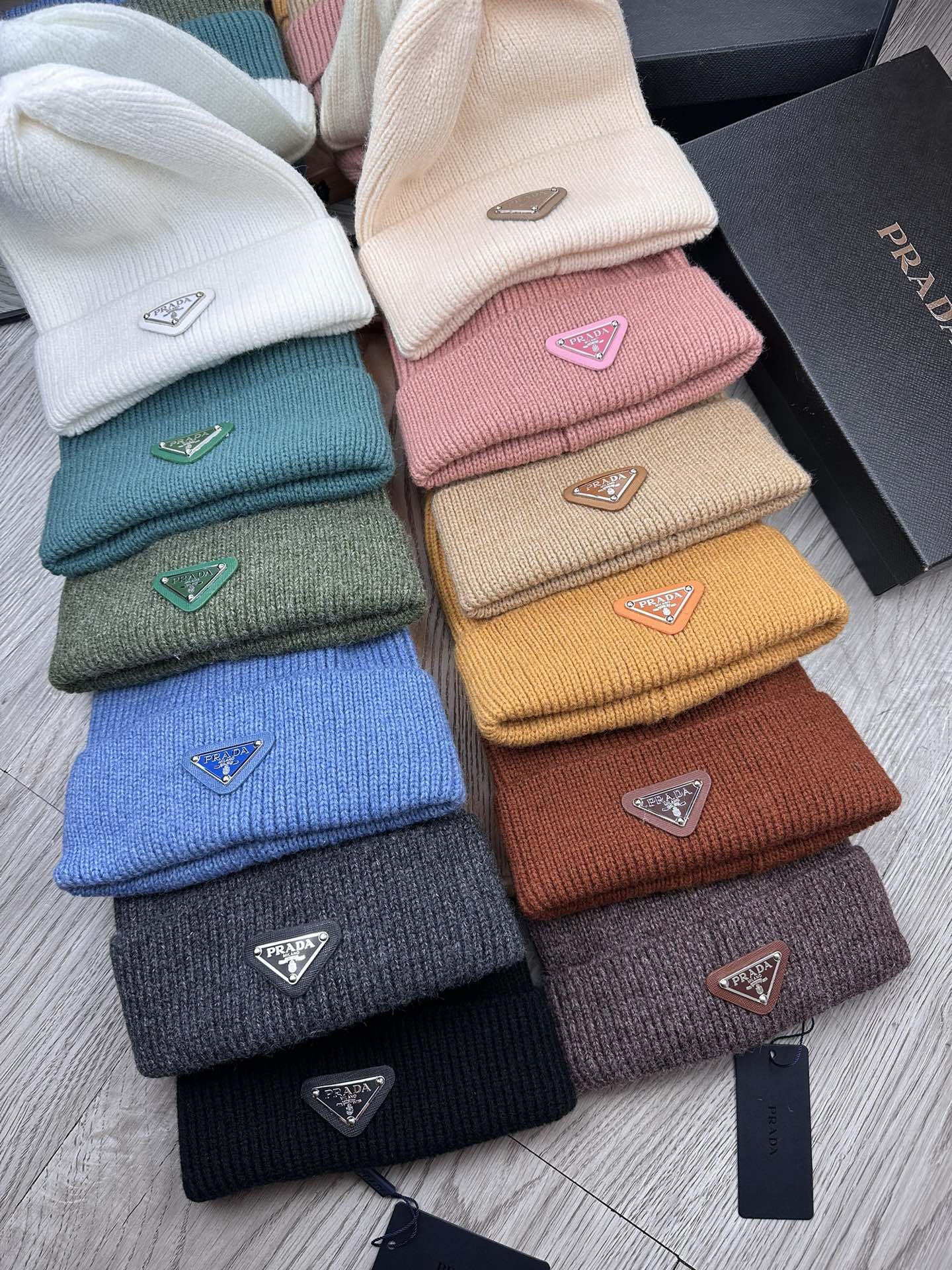 BEANIE HAT IN WHITE WOOL 332394