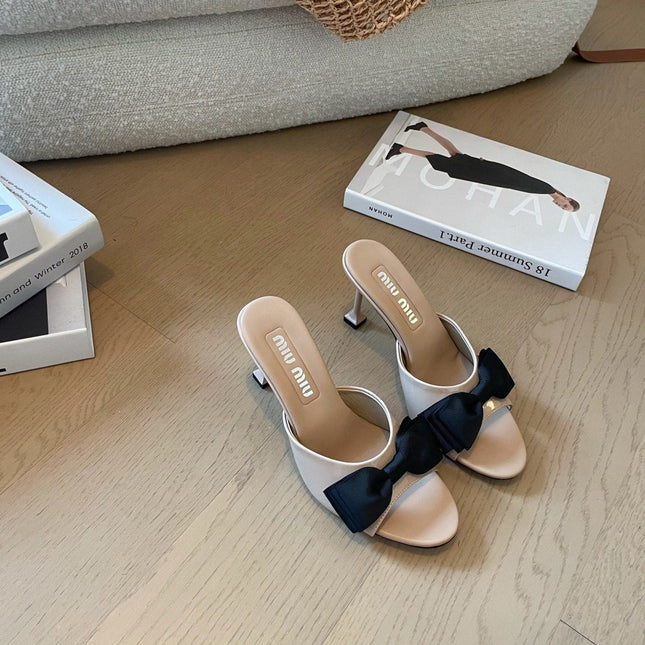 Nude Beige High - Heels With Black Bow Calfskin