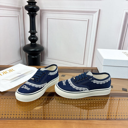 DIOR 26S LOW TOP SNEAKERS IN NAVY BLUE CANVAS WITH WHITE LACE TRIM & LOGO PRINT