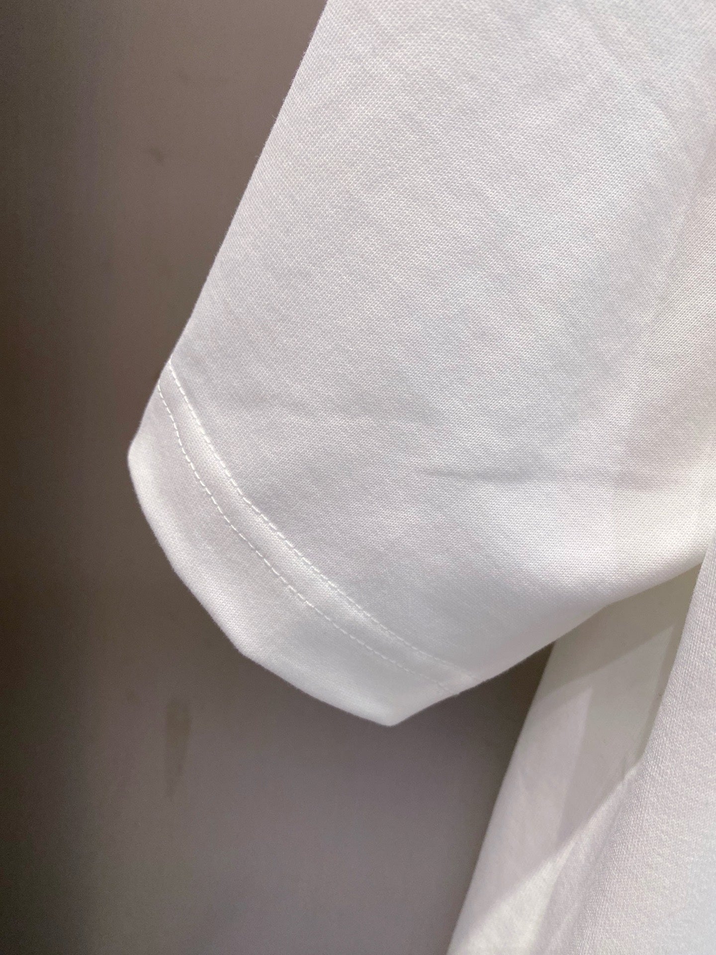 LV EMBROIDERED LOGO T-SHIRT IN WHITE COTTON 238831