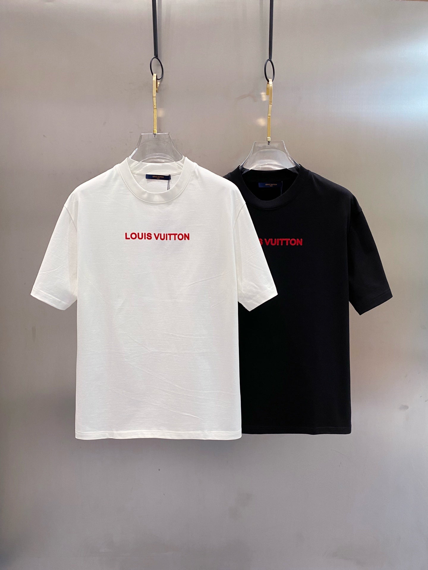 LV T-SHIRT IN WHITE COTTON RED LOGO 238834