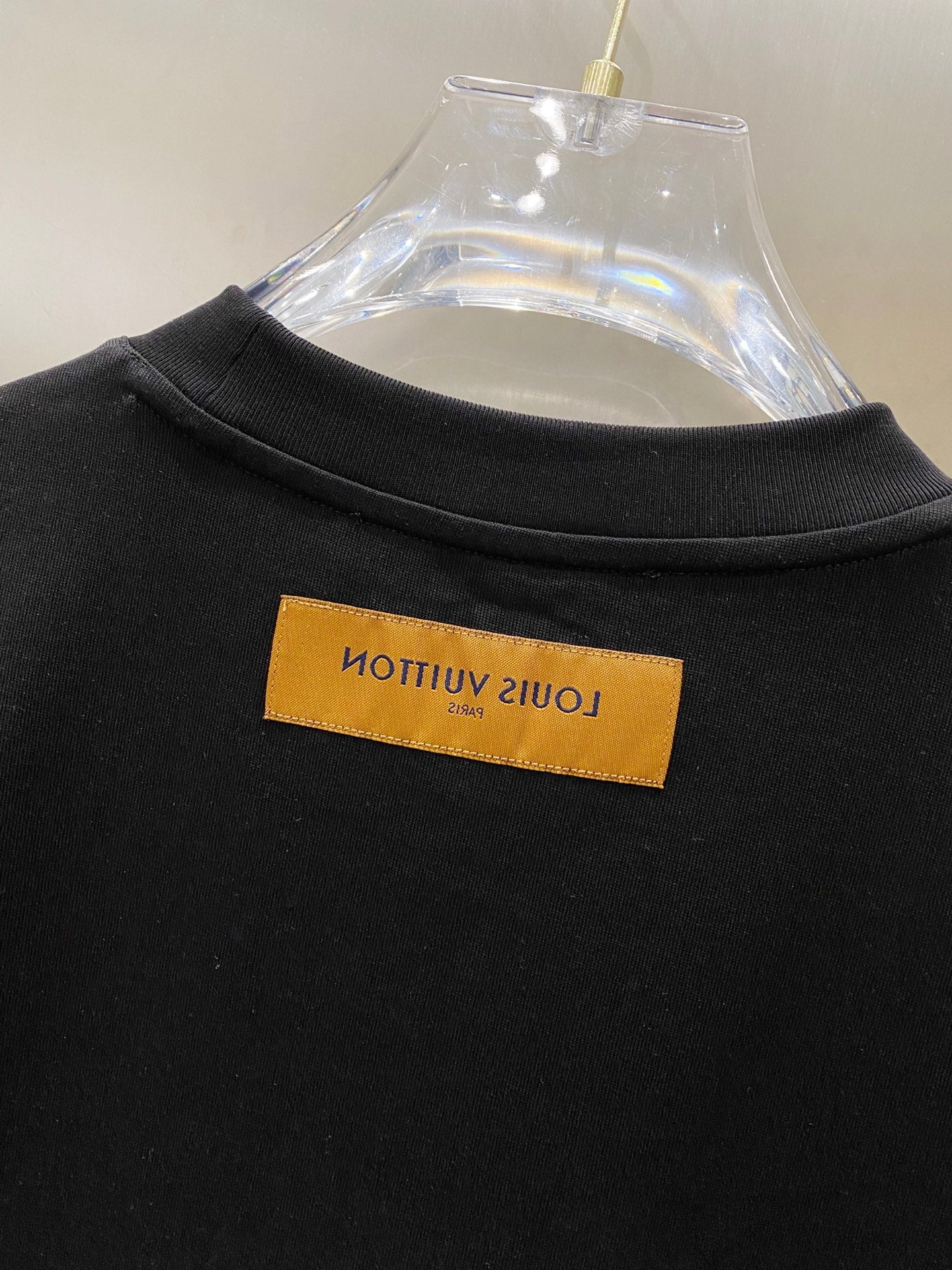 LV T-SHIRT IN BLACK COTTON BLUE LOGO PRINT 238836