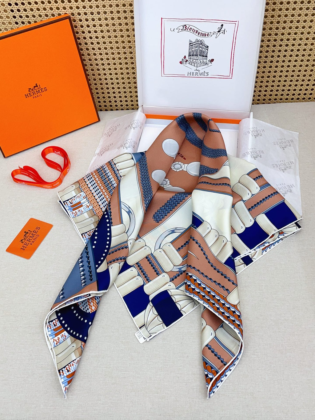 HERMES SCARF 90 IN SILK 147353