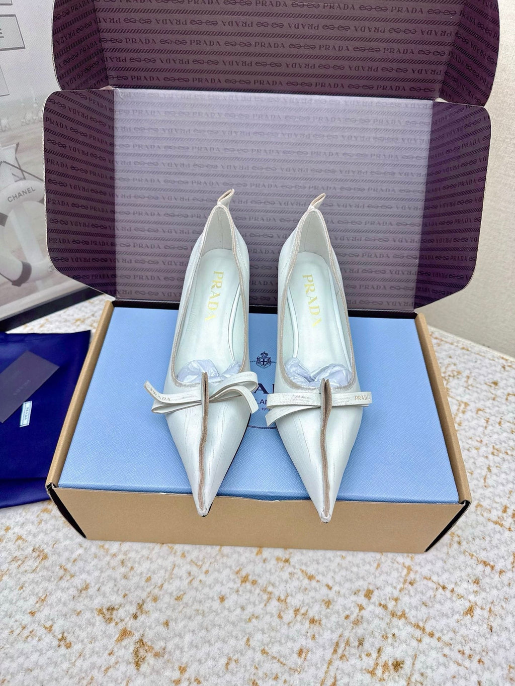 PRADA 26S ANTIQUED LEATHER PUMPS 55MM IN CREAM WHITE CALFSKIN