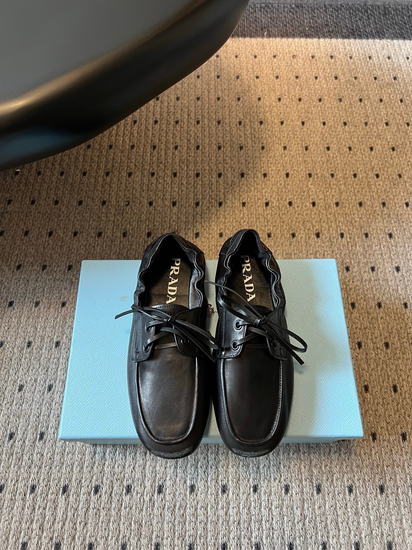 PRADA 26S LACE UP SQUARE TOE LOAFERS IN BLACK CALFSKIN