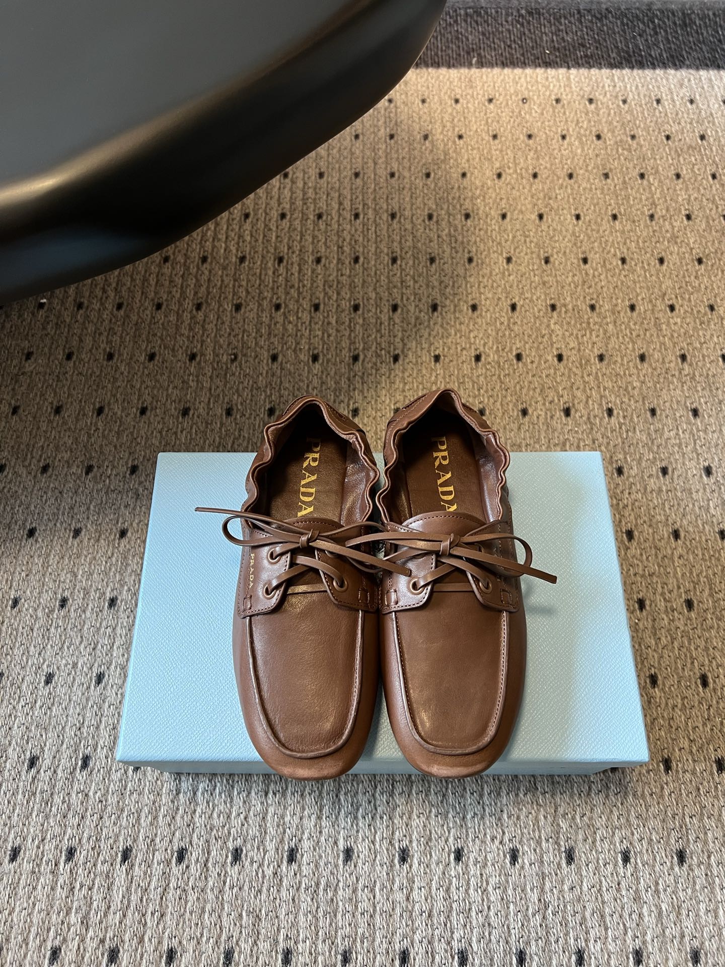 PRADA 26S LACE UP SQUARE TOE LOAFERS IN BROWN CALFSKIN
