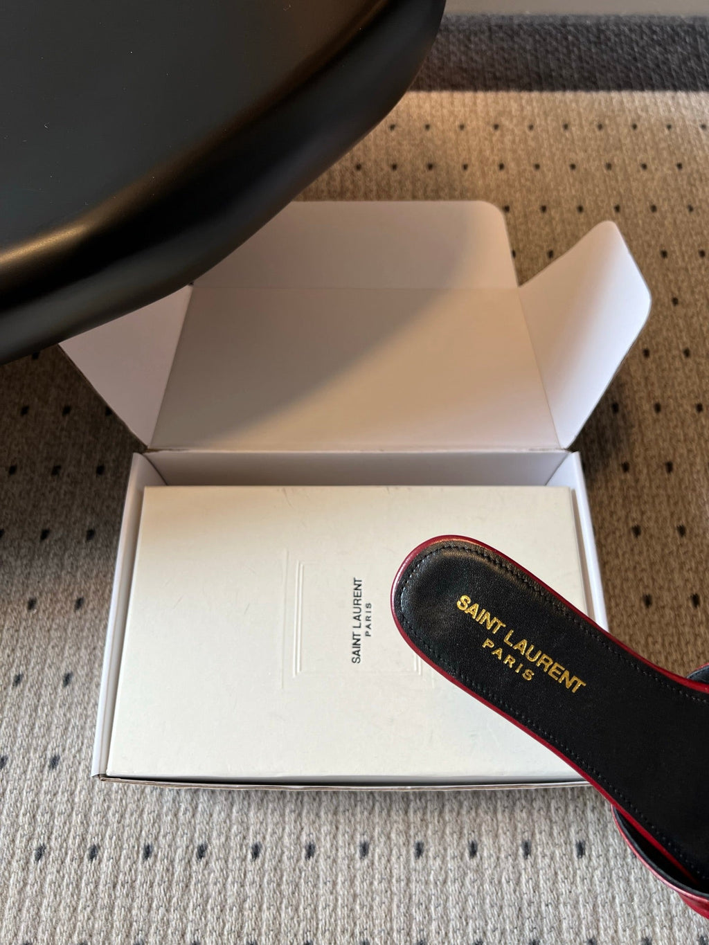 YSL 26S BABYLONE FLAT MULES IN RED LAMBSKIN