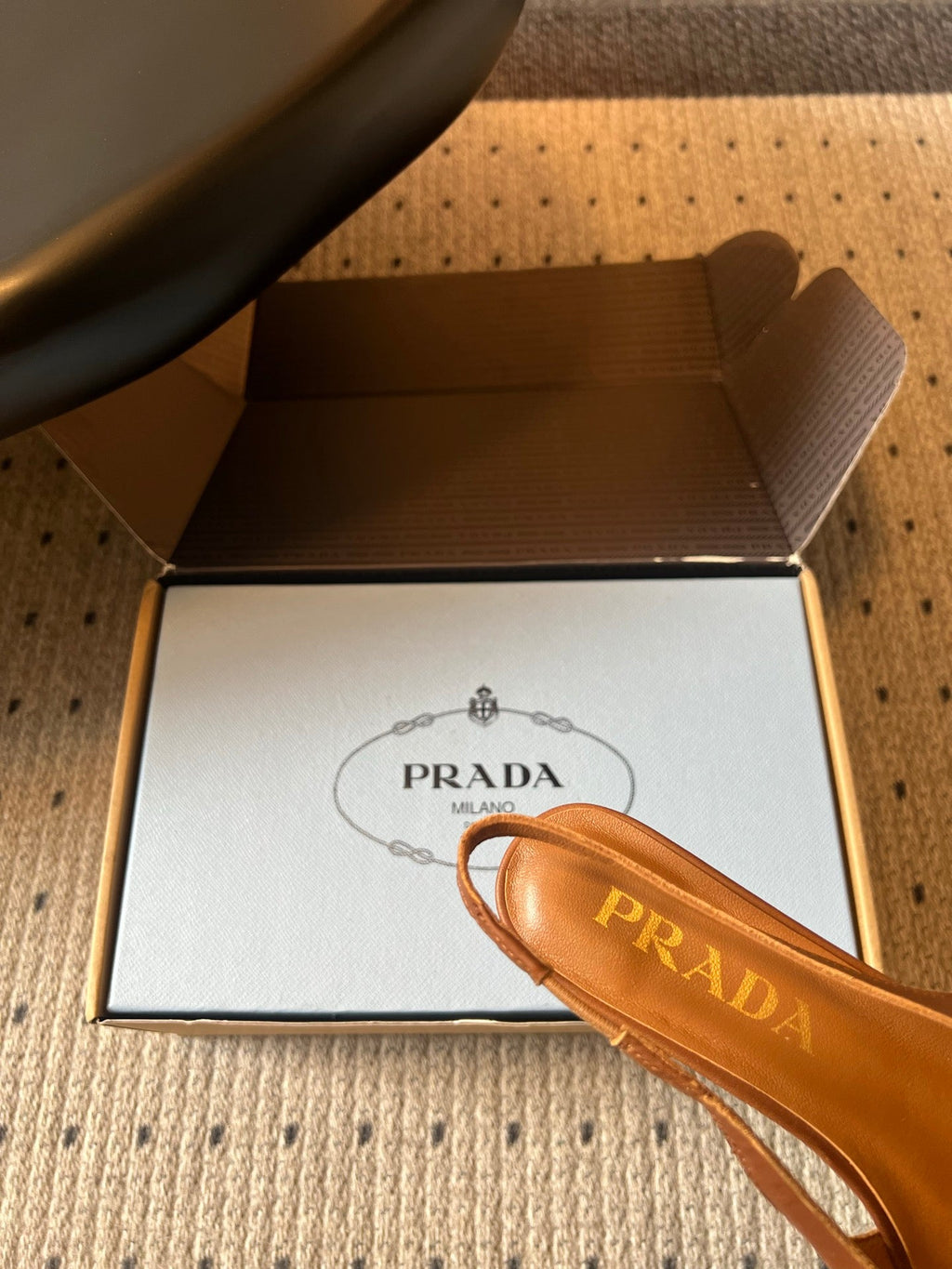 PRADA 26S POINTED TOE FRINGE BOW SLINGBACK PUMPS 55MM IN CARAMEL BROWN CALFSKIN