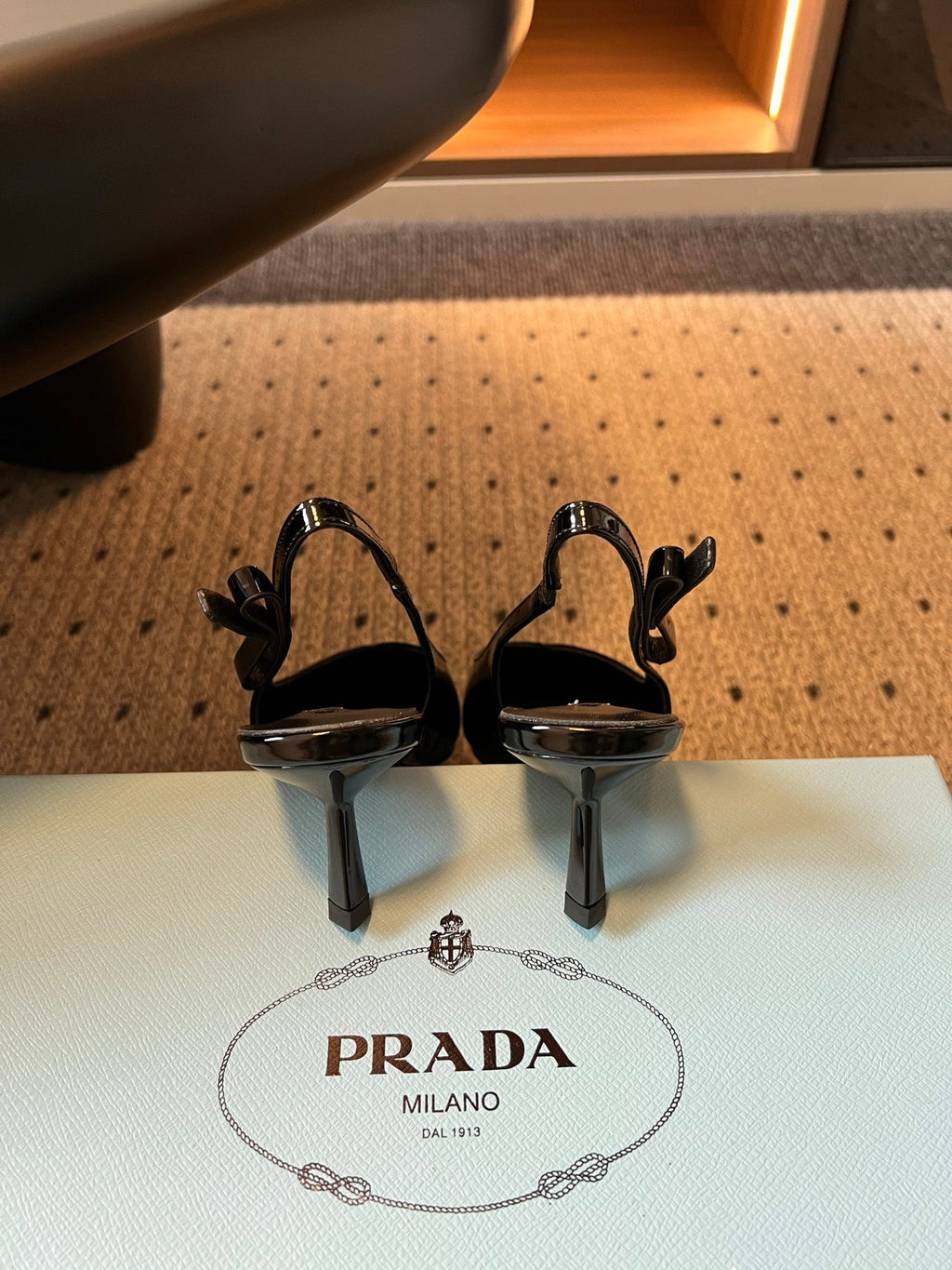 PRADA 26S POINTED TOE SLINGBACK HEELS 55MM IN BLACK PATENT CALFSKIN