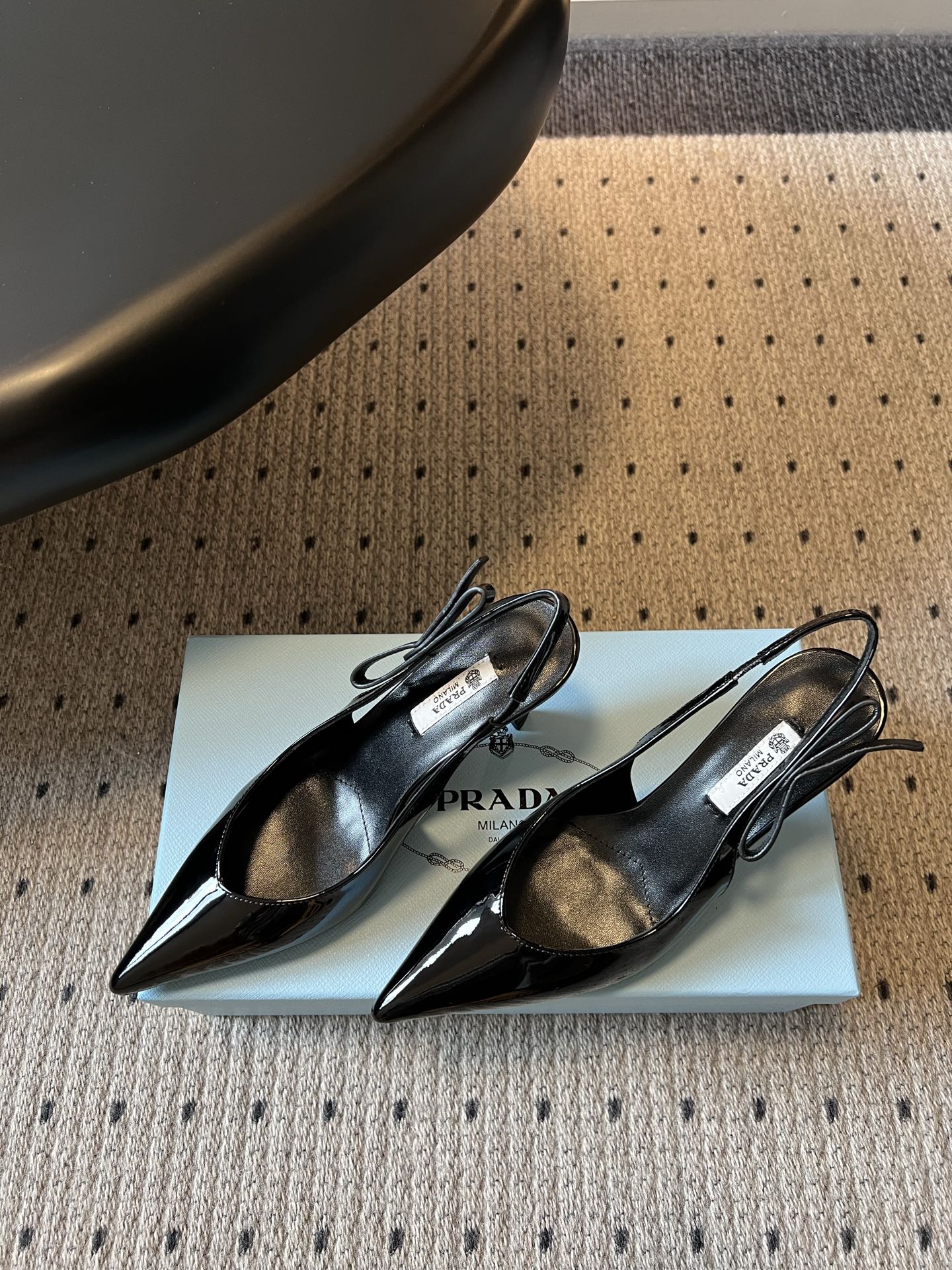 PRADA 26S POINTED TOE SLINGBACK HEELS 75MM IN BLACK PATENT CALFSKIN