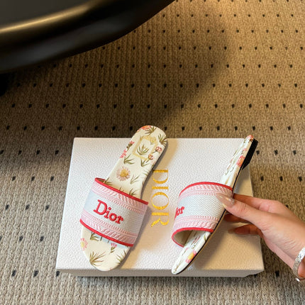 DIOR 26S SLIDES DWAY IN PINK RED EMBROIDERED CANVAS WITH LOGO & FLORAL PRINT FOOTBED