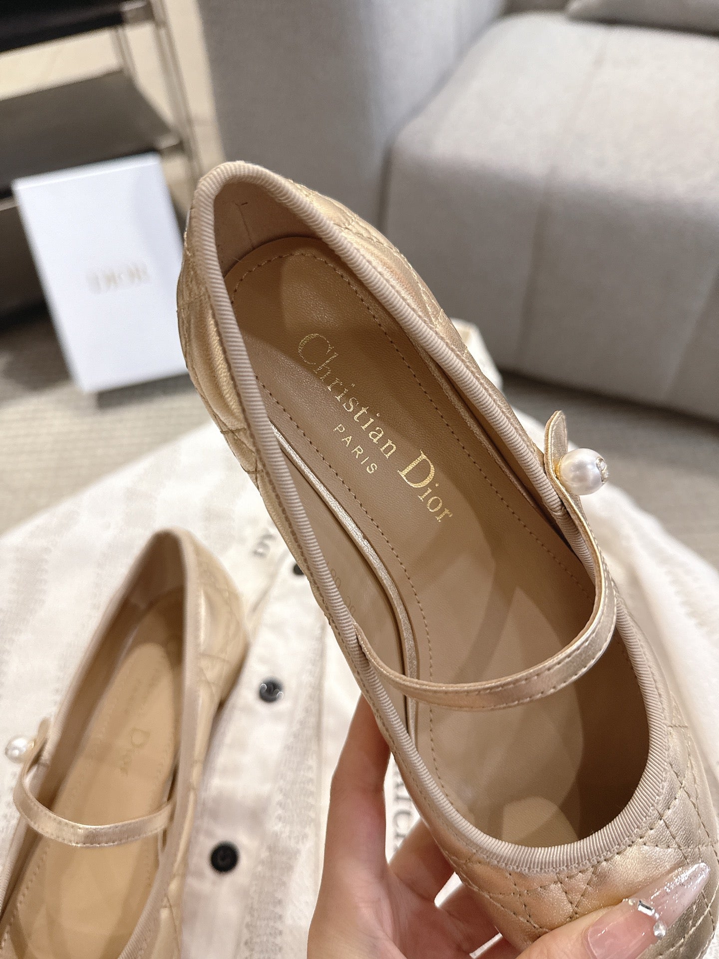 DIOR 26S MARY JANE PUMPS IN GOLD LAMBSKIN PEARL-ADORNED STRAP