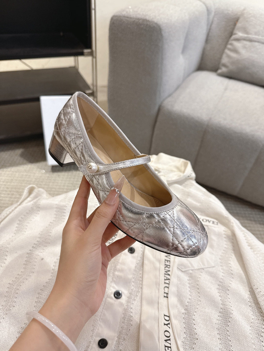 DIOR 26S MARY JANE PUMPS IN SILVER LAMBSKIN PEARL-ADORNED STRAP