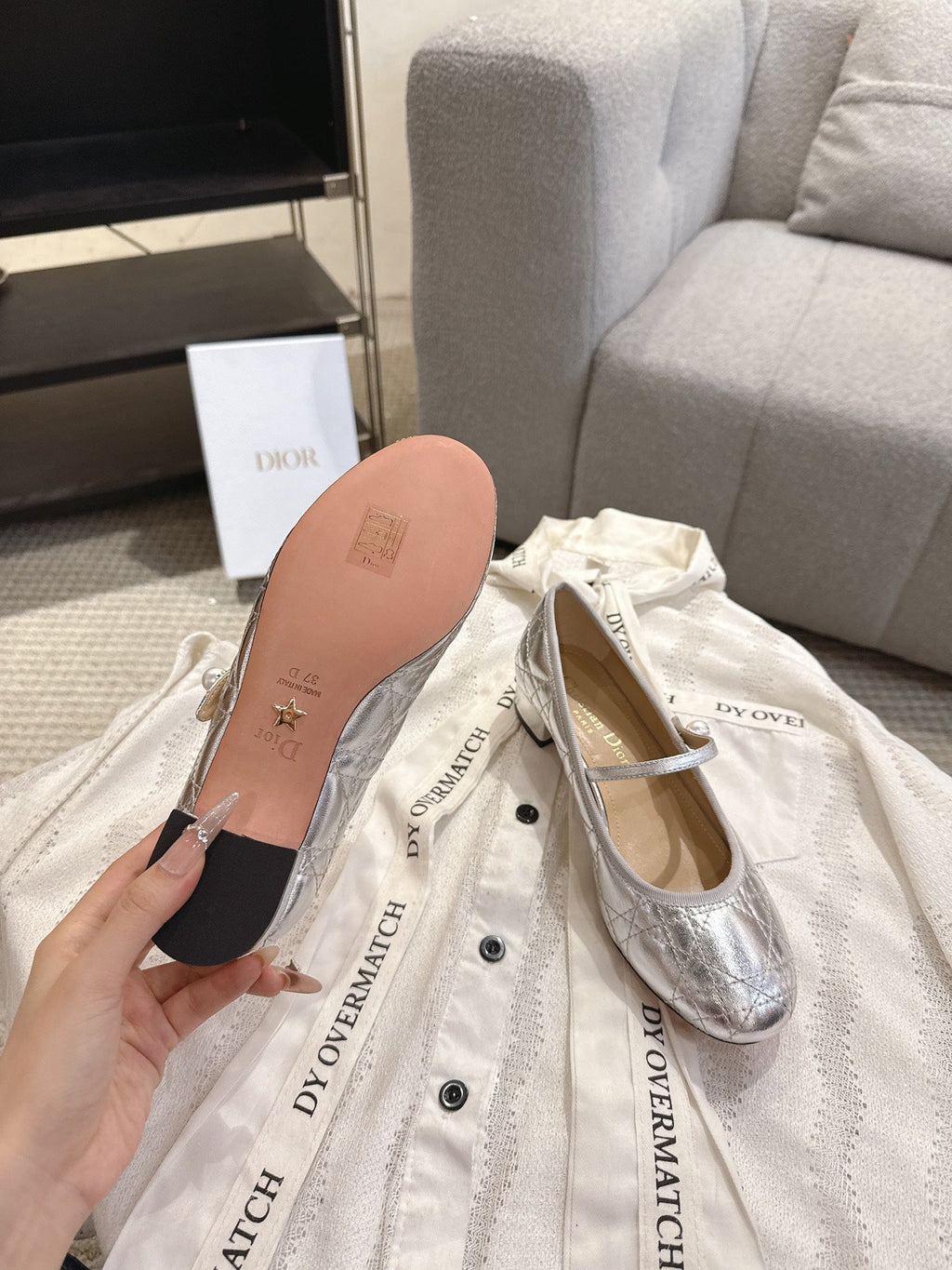 DIOR 26S MARY JANE PUMPS IN SILVER LAMBSKIN PEARL-ADORNED STRAP