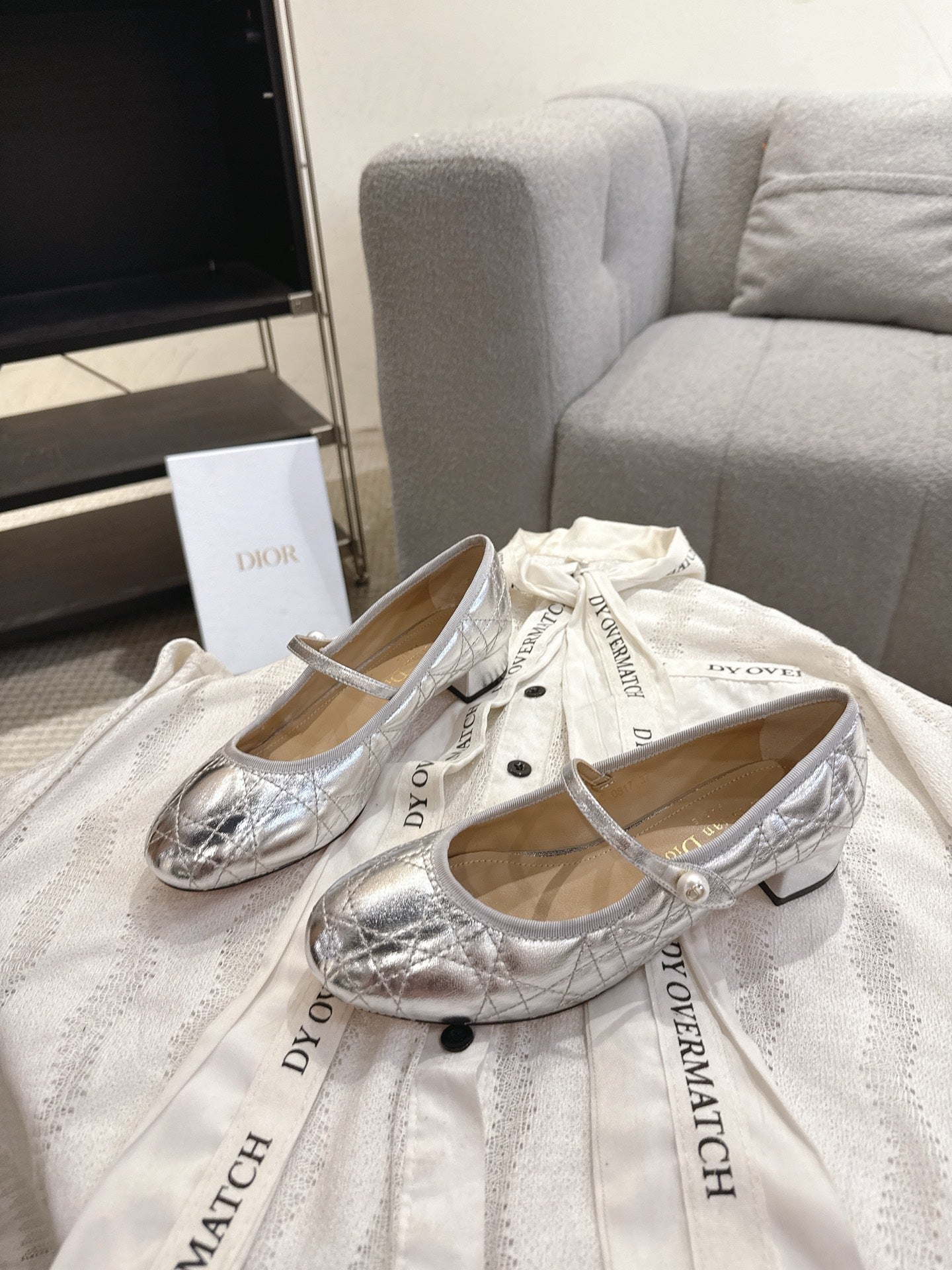DIOR 26S MARY JANE PUMPS IN SILVER LAMBSKIN PEARL-ADORNED STRAP