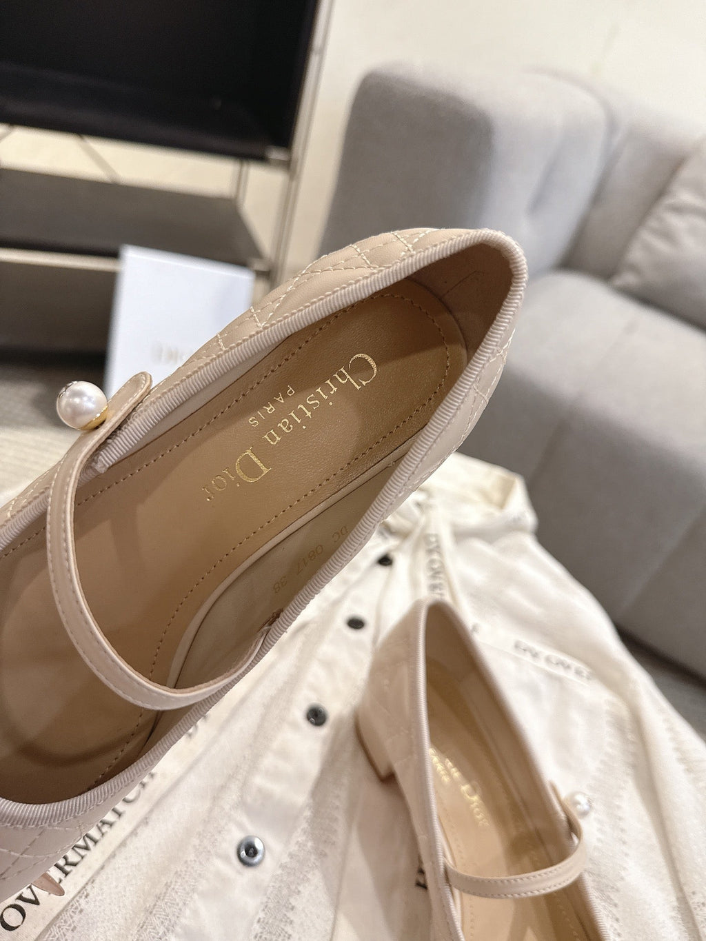 DIOR 26S MARY JANE PUMPS IN BEIGE LAMBSKIN PEARL-ADORNED STRAP