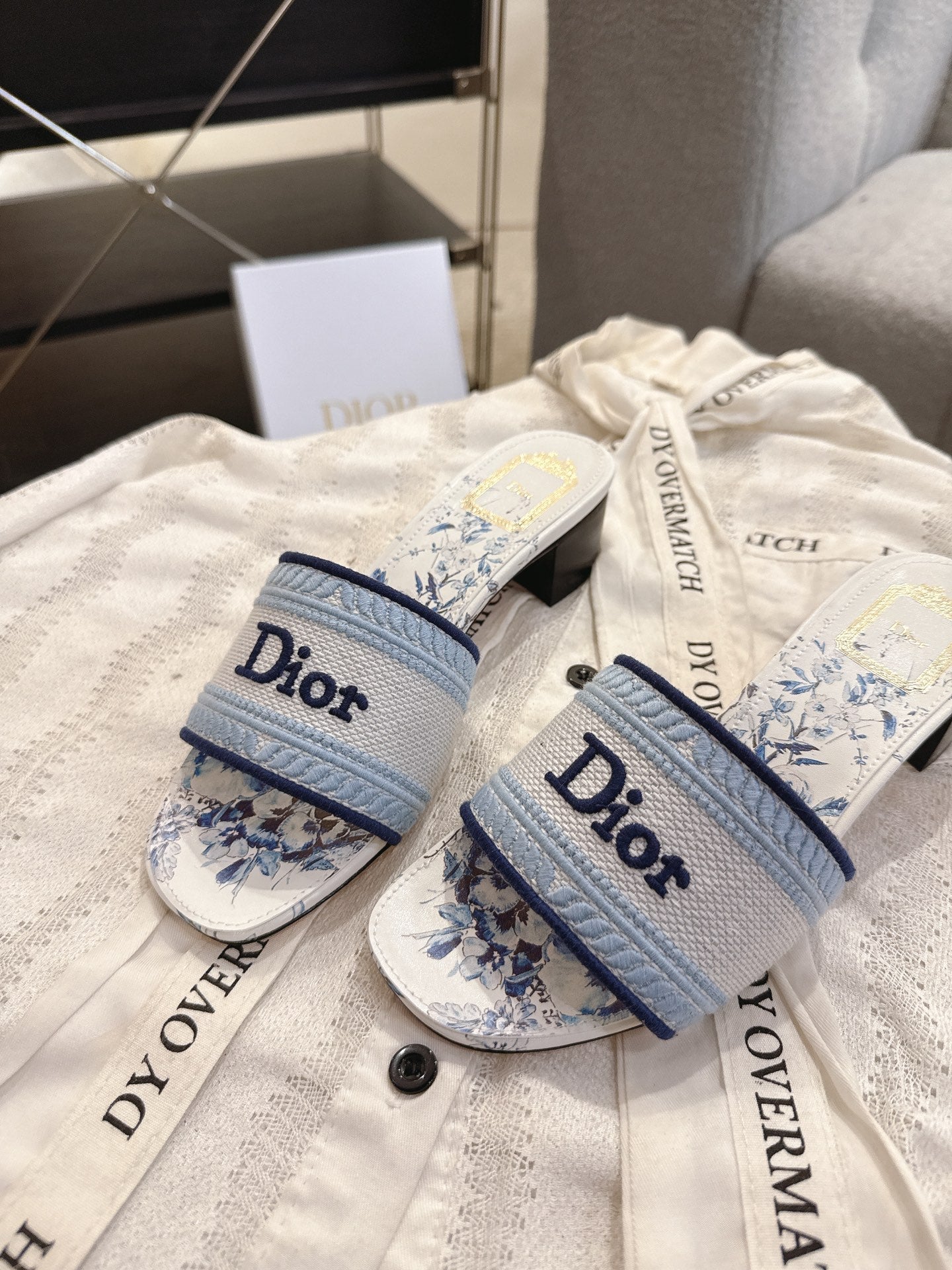 DIOR 26S DWAY FLOWER EDITION HIGH-HEEL SLIDES IN WHITE AND SKY BLUE FABRIC