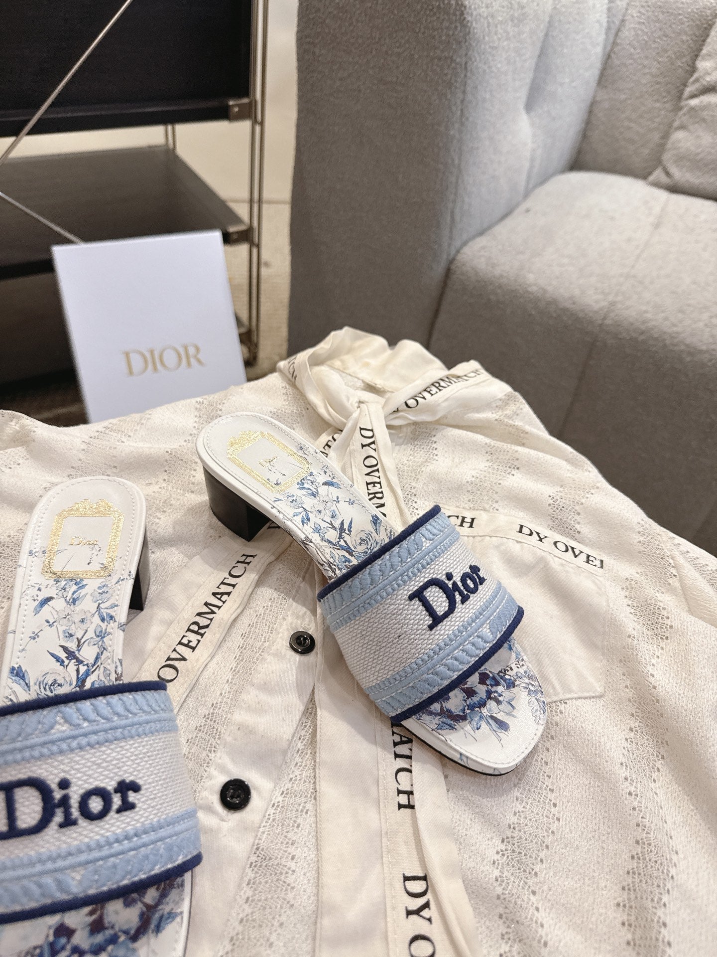 DIOR 26S DWAY FLOWER EDITION HIGH-HEEL SLIDES IN WHITE AND SKY BLUE FABRIC
