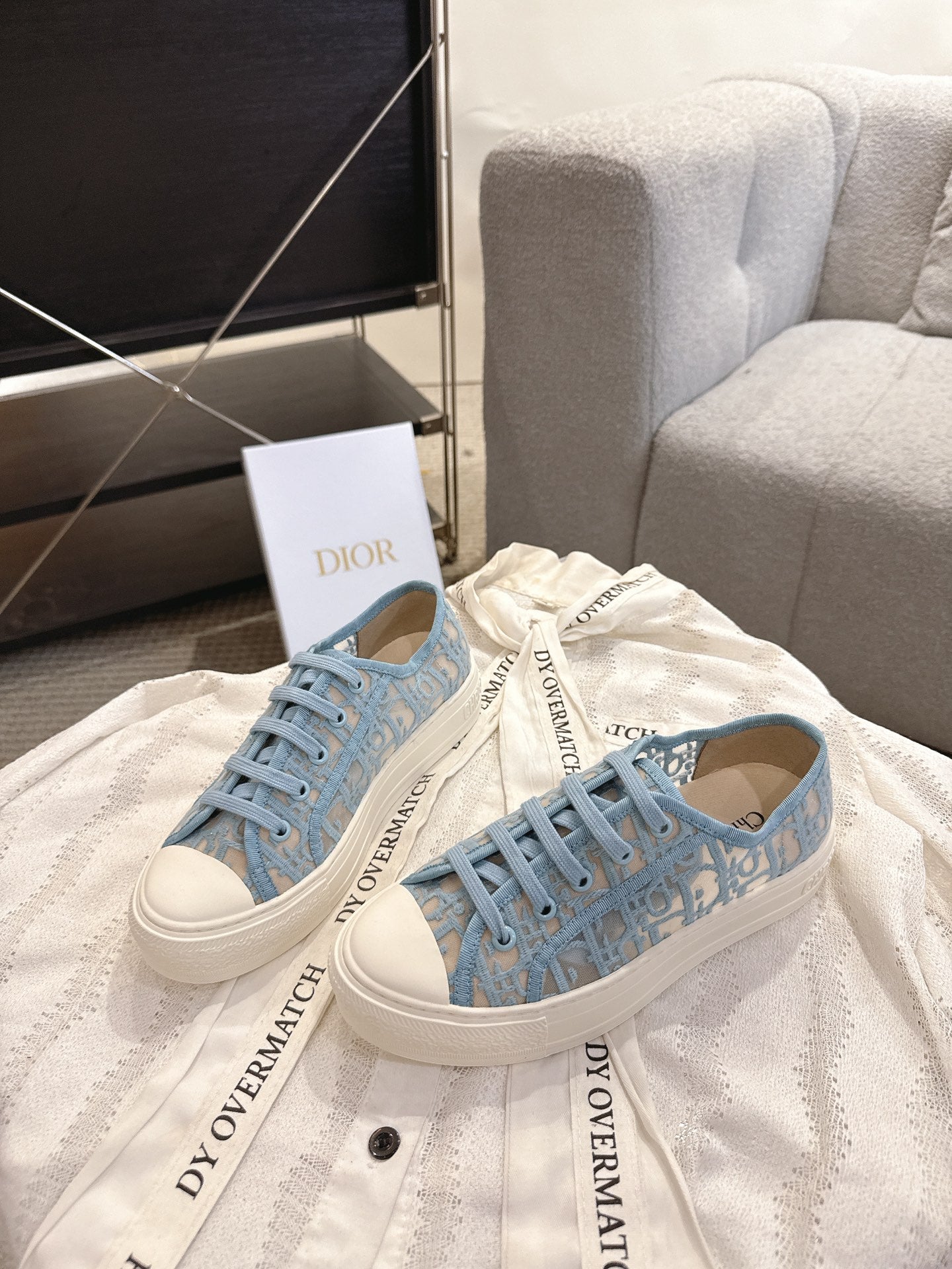 DIOR 26S SNEAKERS IN SKY BLUE OBLIQUE EMBROIDERED MESH