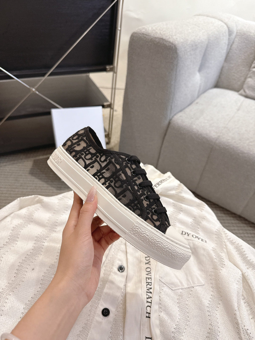 DIOR 26S SNEAKERS IN BLACK OBLIQUE EMBROIDERED MESH