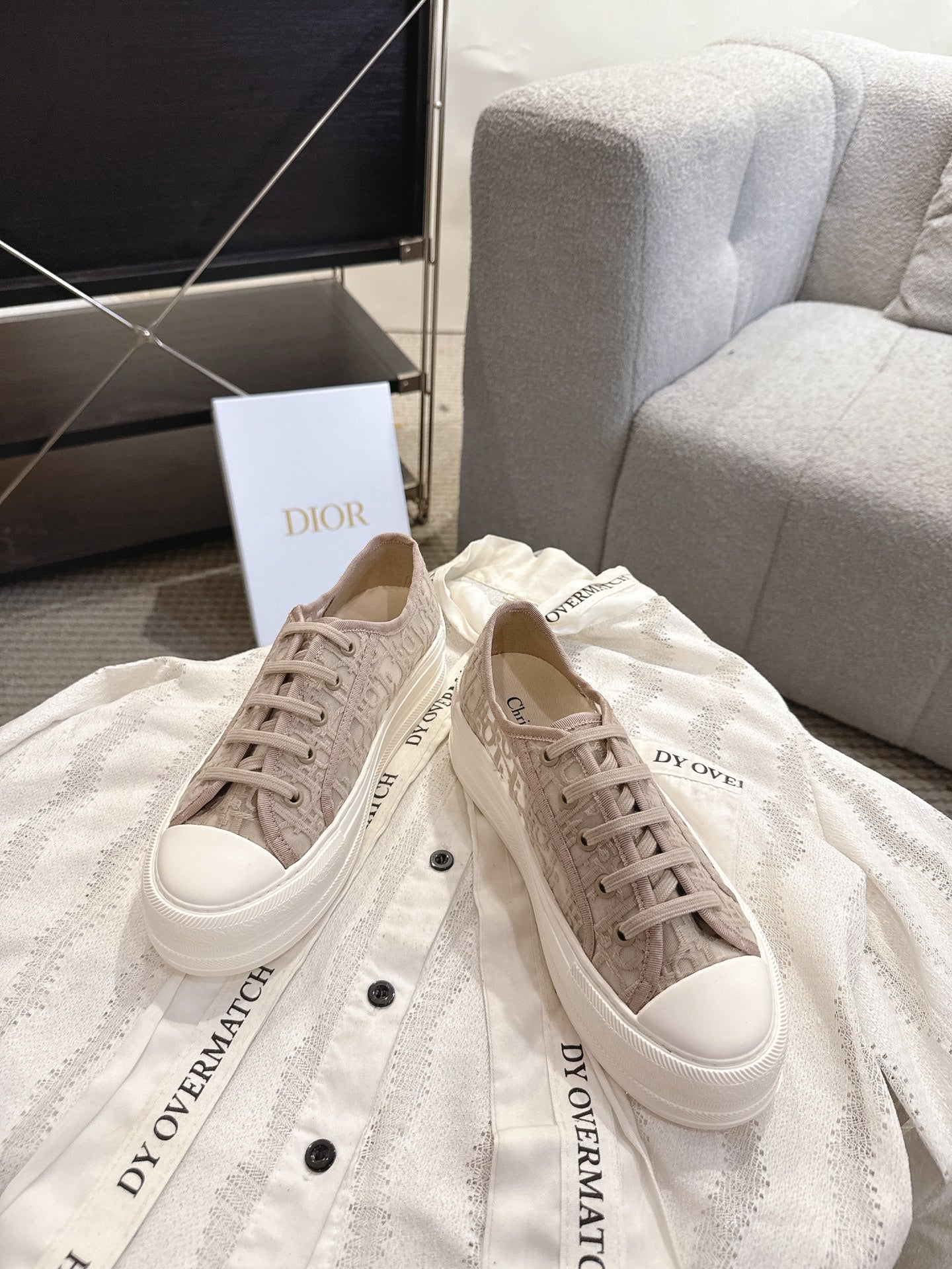 DIOR 26S PLATFORM SNEAKERS IN BEIGE OBLIQUE EMBROIDERED MESH