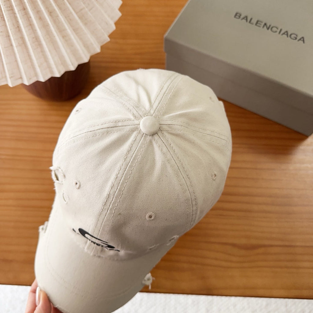 BALENCIAGA 26S BASEBALL CAP STYLE 42