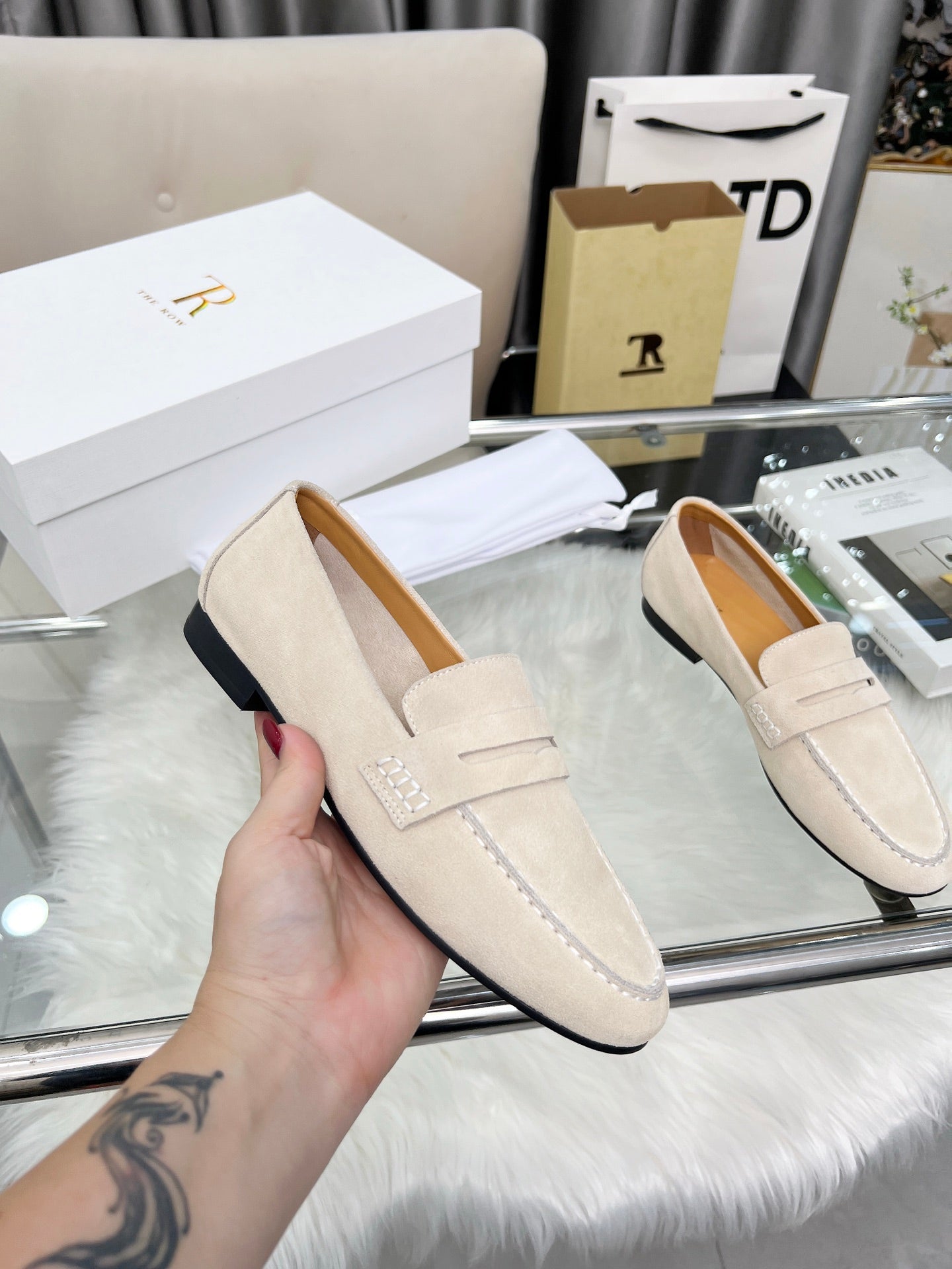 THE ROW 26S PENNY LOAFERS IN LIGHT BEIGE SUEDE
