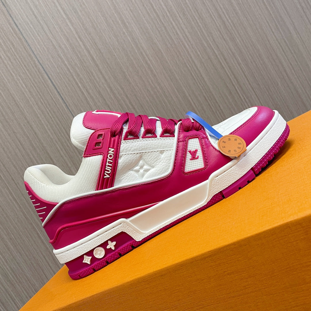LV 26S LOW TOP SNEAKERS IN WHITE AND HOT PINK CALFSKIN WITH MONOGRAM SOLE DETAIL