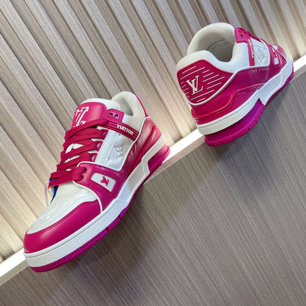 LV 26S LOW TOP SNEAKERS IN WHITE AND HOT PINK CALFSKIN WITH MONOGRAM SOLE DETAIL