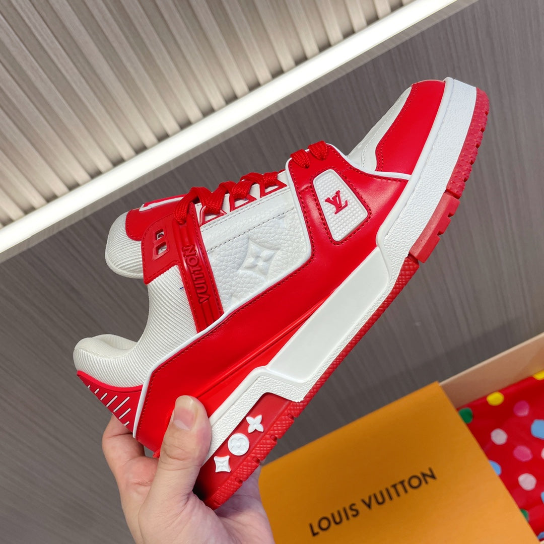 LV 26S LOW TOP SNEAKERS IN WHITE AND DARK RED CALFSKIN WITH MONOGRAM SOLE DETAIL