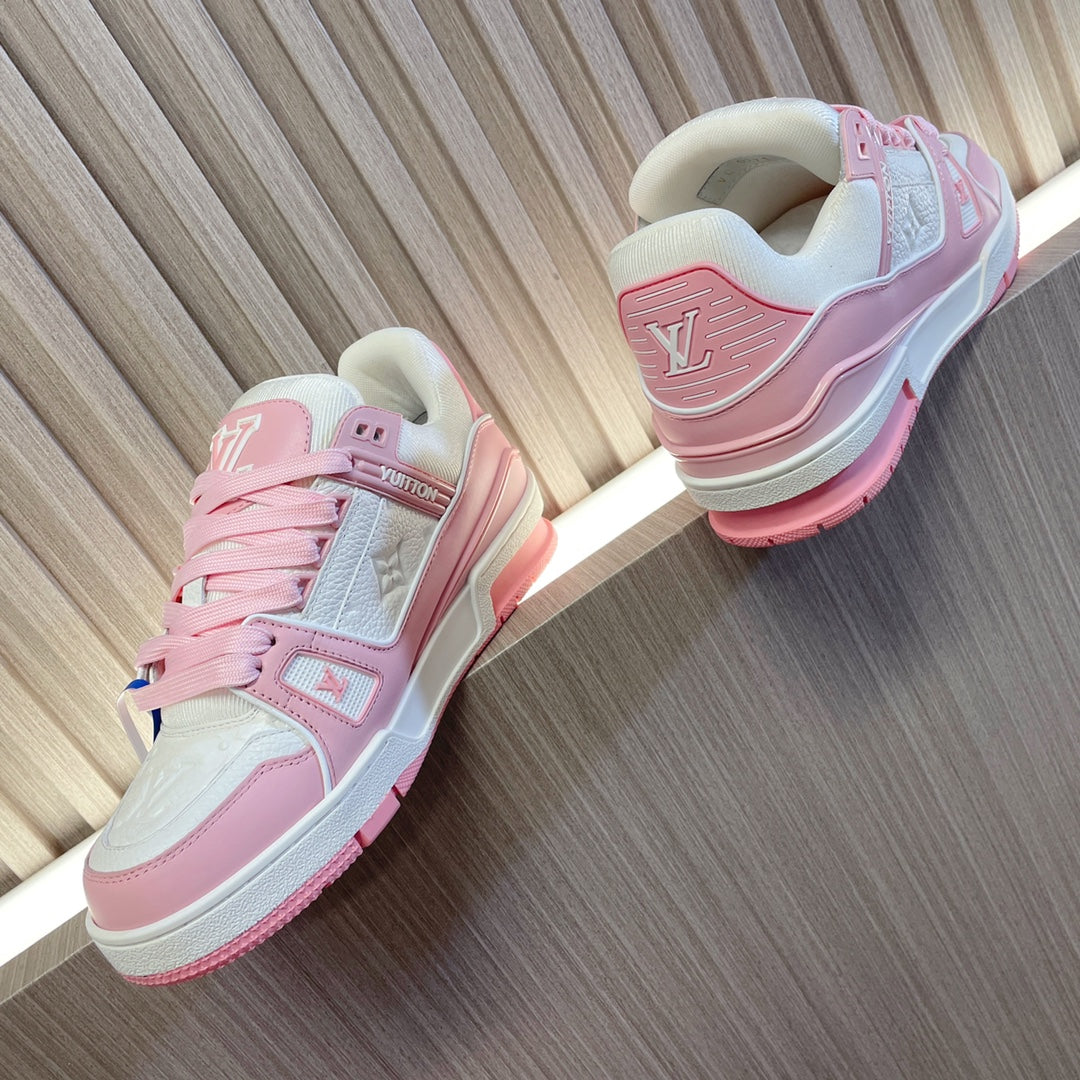 LV 26S LOW TOP SNEAKERS IN WHITE AND LIGHT PINK CALFSKIN WITH MONOGRAM SOLE DETAIL
