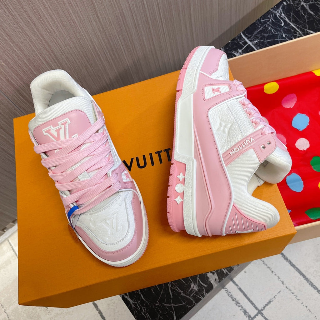LV 26S LOW TOP SNEAKERS IN WHITE AND LIGHT PINK CALFSKIN WITH MONOGRAM SOLE DETAIL