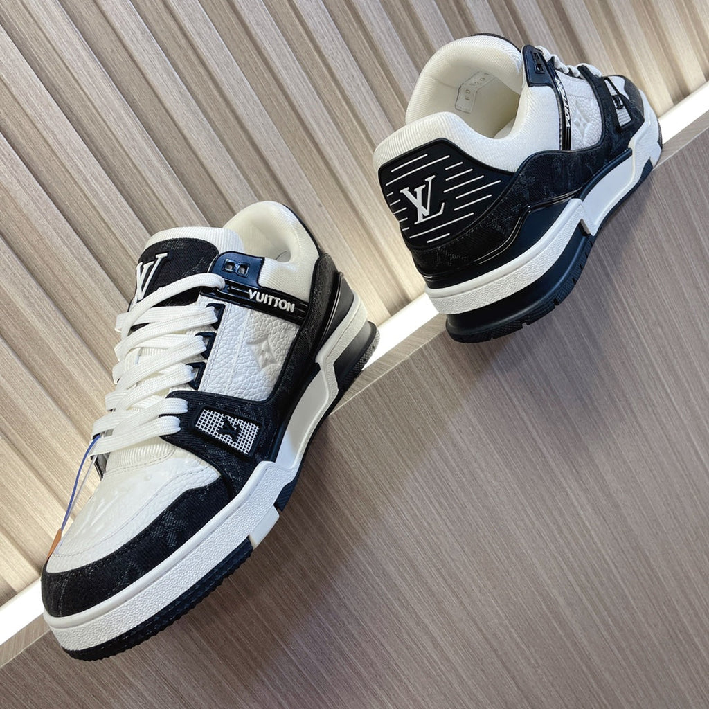 LV 26S LOW TOP SNEAKERS IN BLACK MONOGRAM DENIM AND WHITE CALFSKIN
